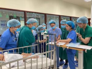 presenting-a-congenital-heart-disease-patient-during-rounds-vietnam