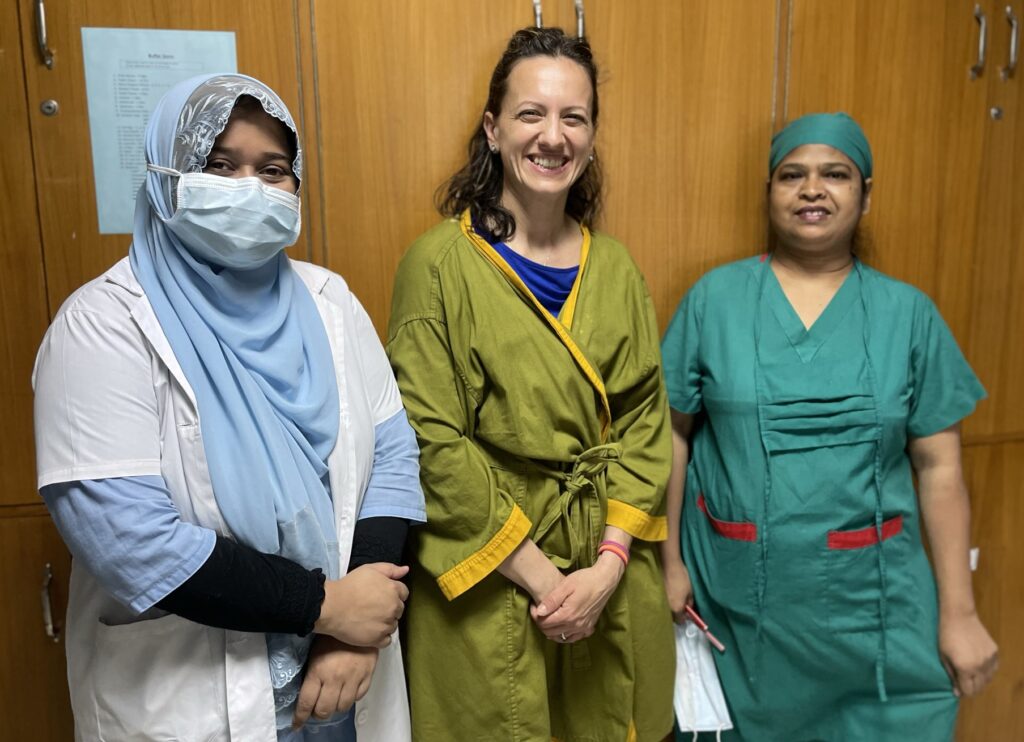 Children’s HeartLink Country Director Adriana Dobrzycka spent time in the pediatric intensive care unit (PICU) with Dr. Kamrun, an ICU registrar who is an intensivist in training, and Shilpi, one of the two charge nurses. 